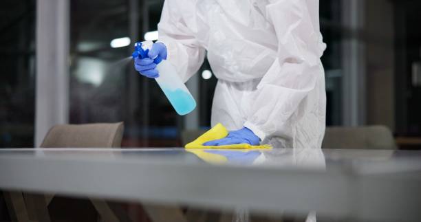 24/7 Emergency Biohazard experts in Louisville, IL